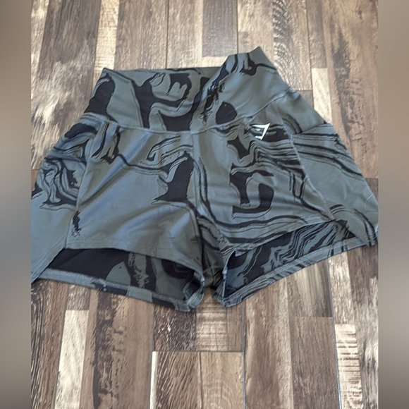 Gymshark Pants - Gymshark Women’s shorts